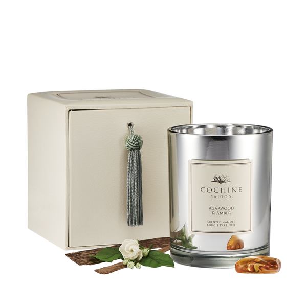 Cochine scented candles are a stylish way to enrich your home with the luxurious ambience of sun-warmed Saigon.